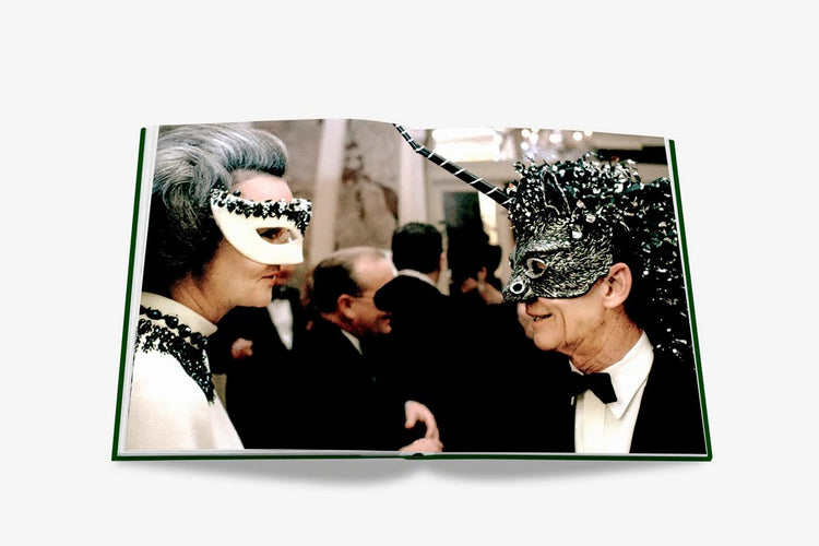 Bals: Legendary Costume Balls of the Twentieth Century