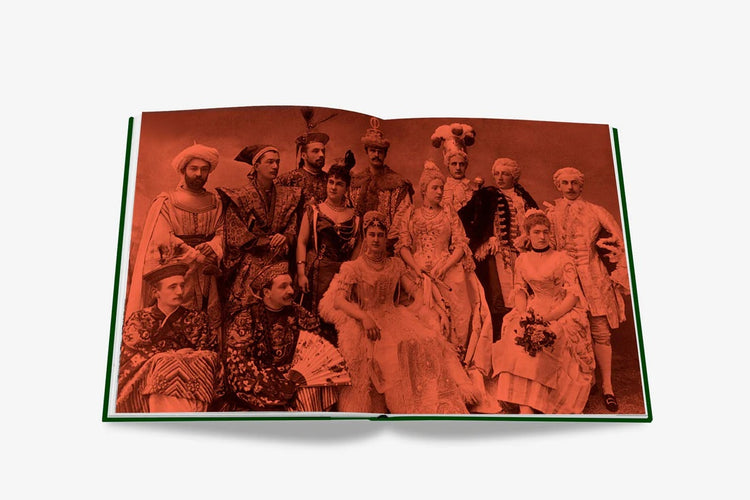Bals: Legendary Costume Balls of the Twentieth Century